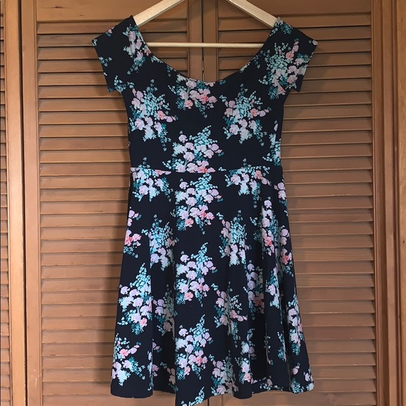 Off the Shoulder Express Mini Dress - Picture 1 of 2
